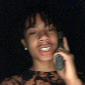 Meet your Posher, Alesha